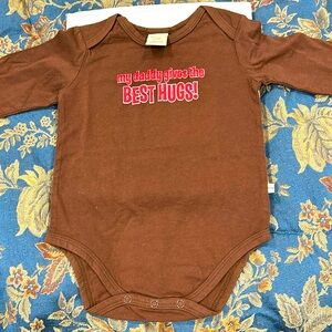 NWT long sleeve brown 12-18 month onsie